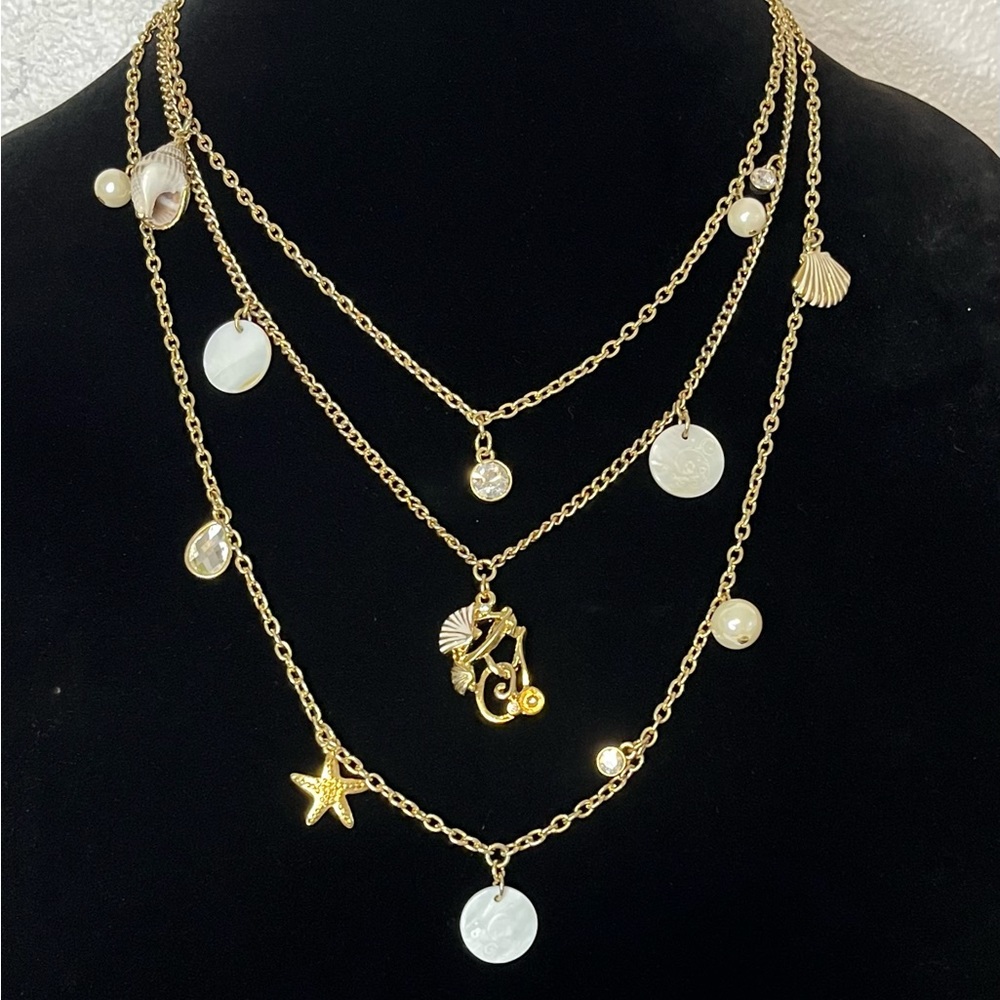 Vintage Guess Beach Theme Crystal Gold Tone Necklace